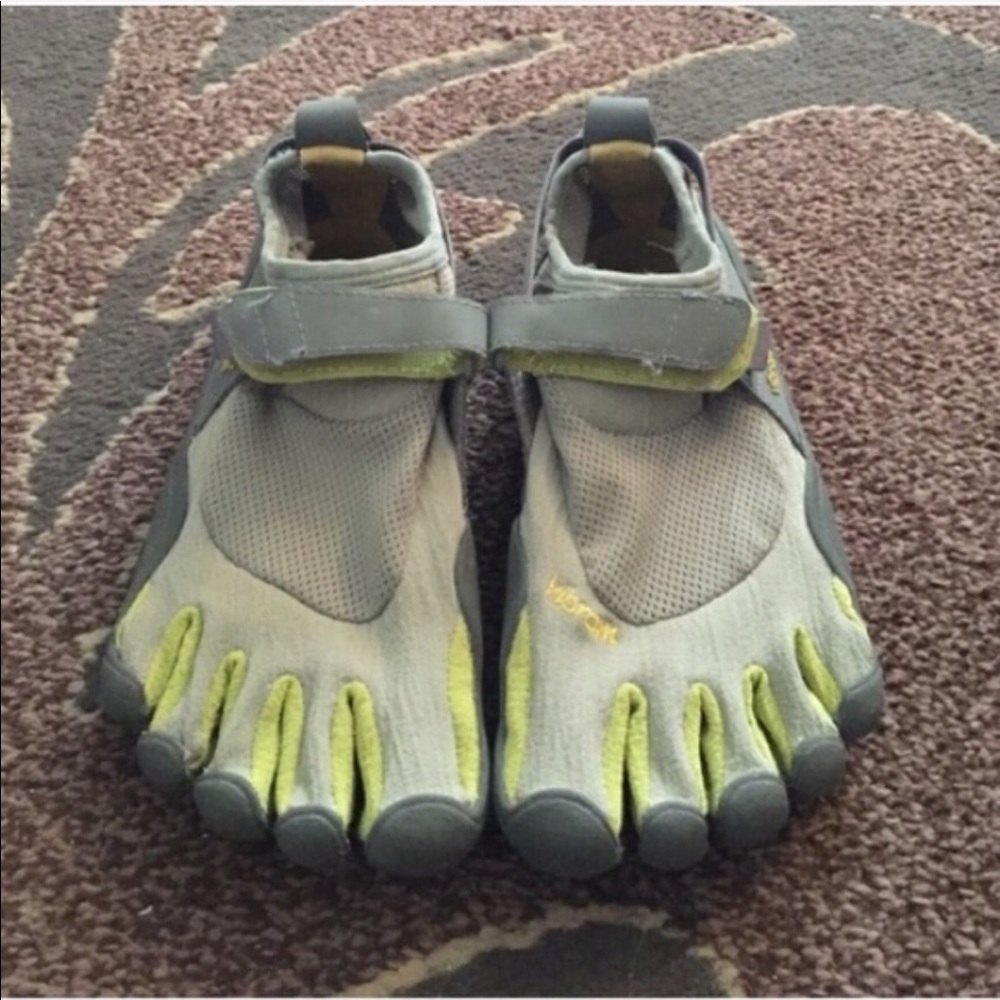 Vibram shoes